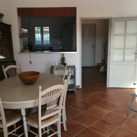 Marina Dans Avec Piscine Villa